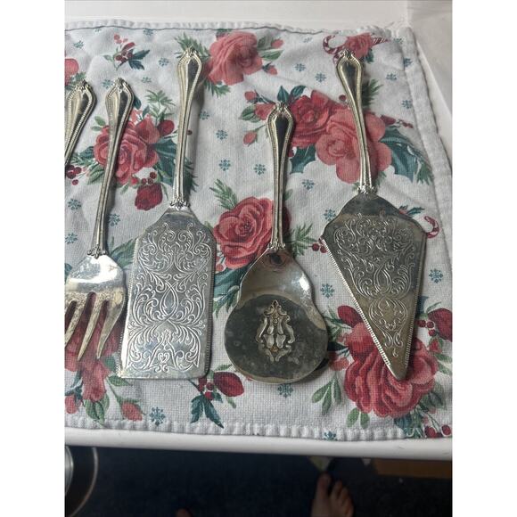 Vintage International Silver Co Silver Plated 11 PC Serving Set - Picture 3 of 7